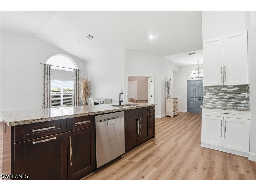 670 Lambton Lane Naples FL 34104 226023599 image8