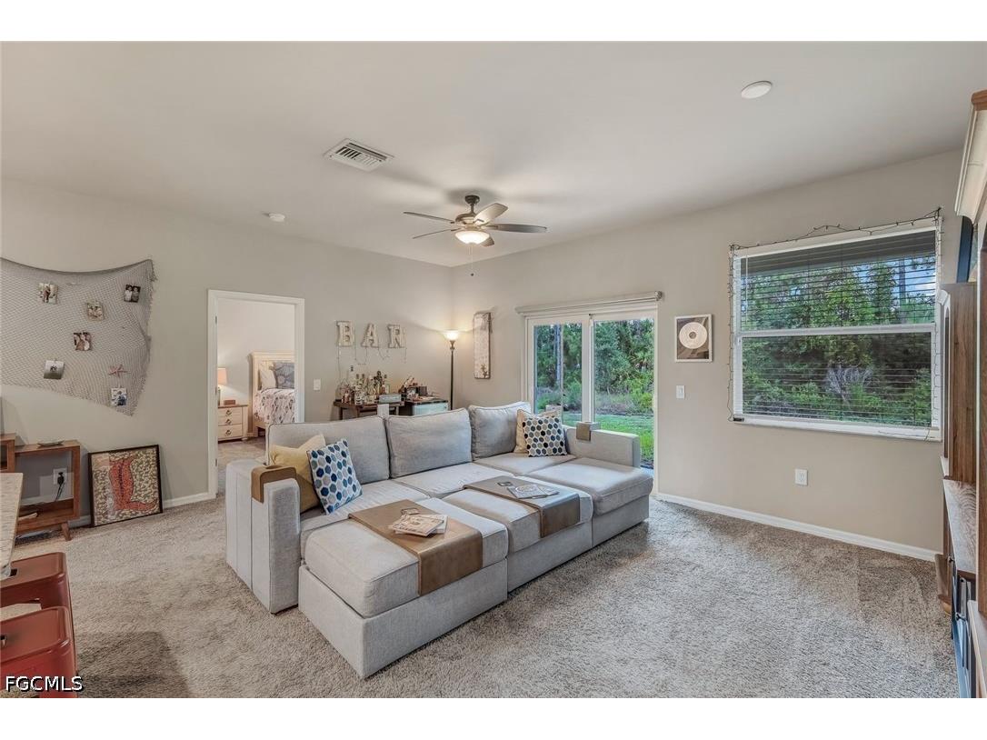 670 Nimitz Boulevard Lehigh Acres FL 33974 2026027808 image10