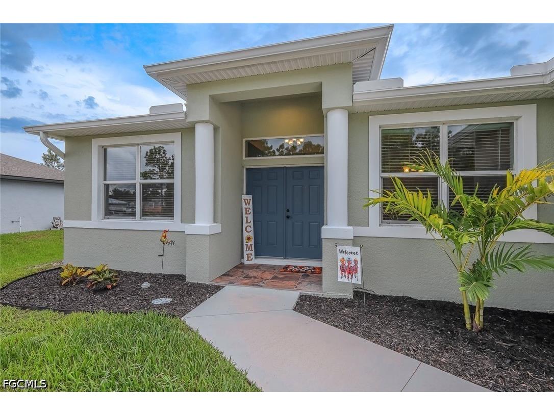 670 Nimitz Boulevard Lehigh Acres FL 33974 2026027808 image2