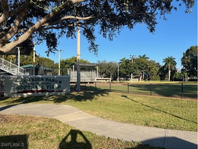 670 Park Street Naples FL 34102 226000901 image11