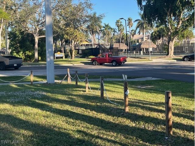 670 Park Street Naples FL 34102 226000901 image2