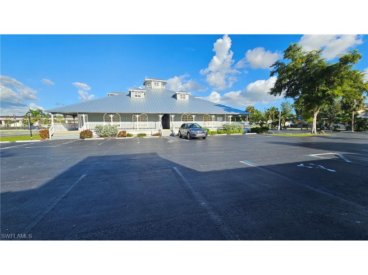 6700 Winkler Road #3 Fort Myers FL 33919 223072811 image1