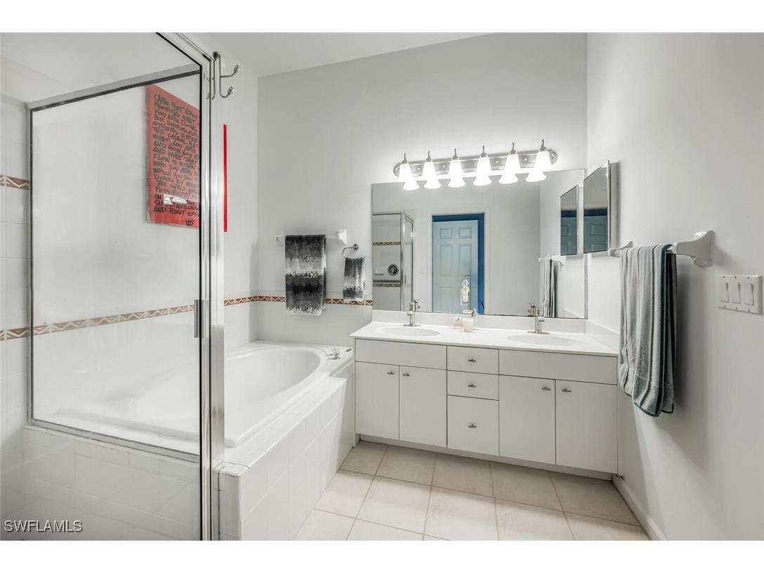 6703 Old Banyan Way Naples FL 34109 225030756 image20