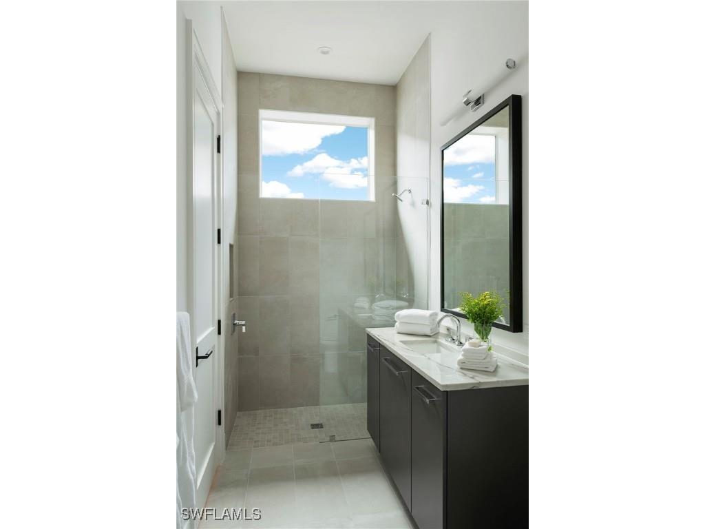 6704 Newport Road Naples FL 34109 225072391 image22