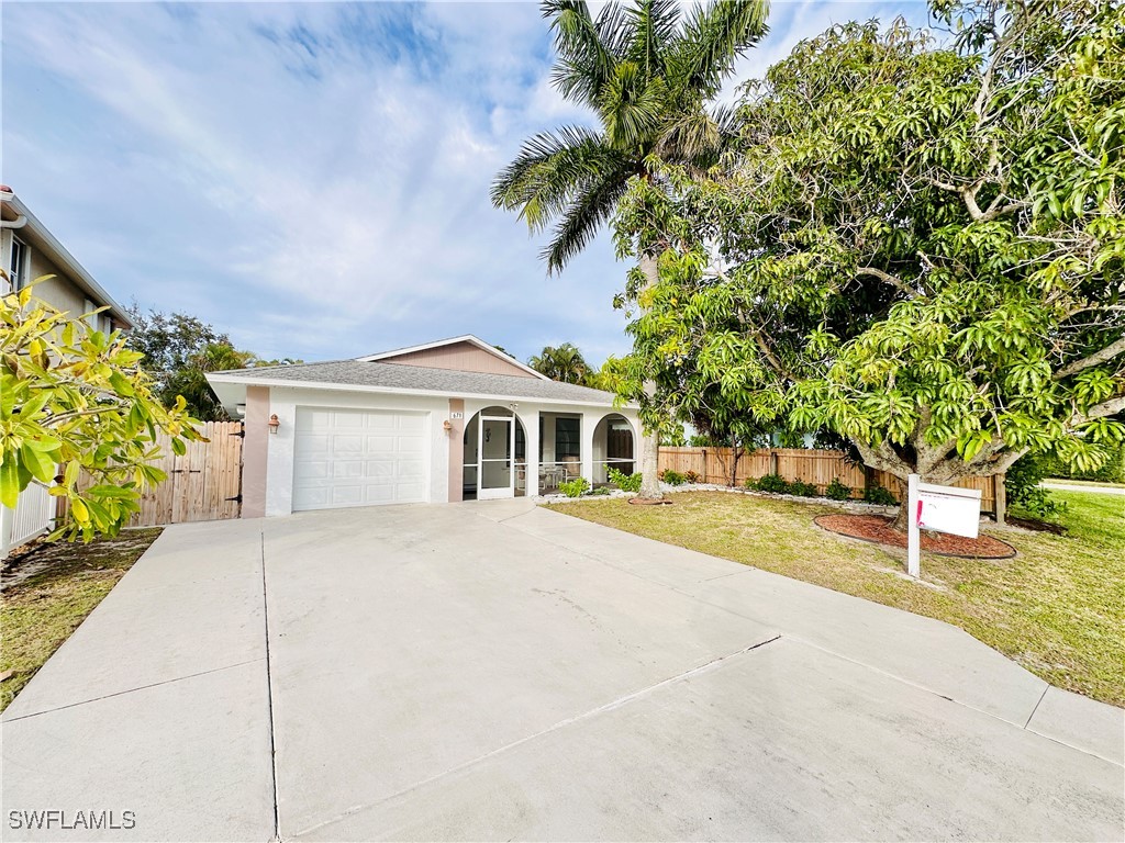 671 94th Avenue N Naples FL 34108 225066457 image1