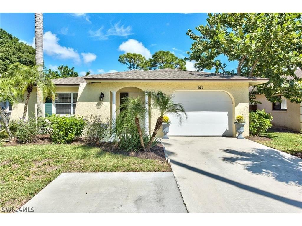 671 98th Avenue N Naples FL 34108 226010909 image1