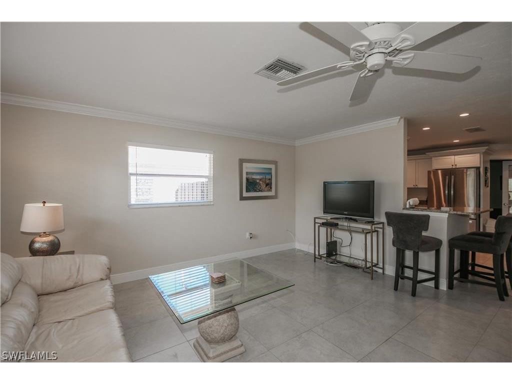 671 98th Avenue N Naples FL 34108 226010909 image10