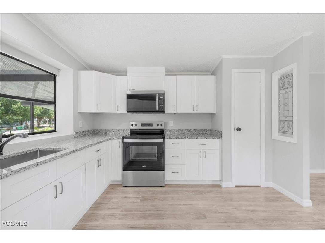 671 Bennett Avenue Labelle FL 33935 2026005983 image4
