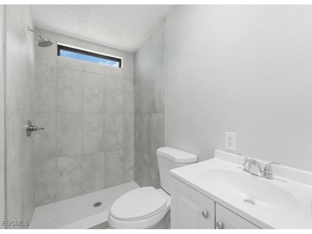 671 Bennett Avenue Labelle FL 33935 2026005983 image9