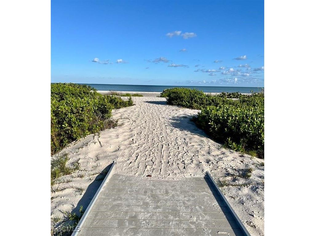 671 E Gulf Drive #1B3 Sanibel FL 33957 2026004169 image7