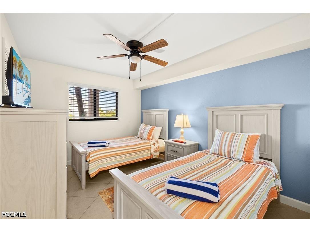 671 E Gulf Drive #2C2 Sanibel FL 33957 2026016820 image18