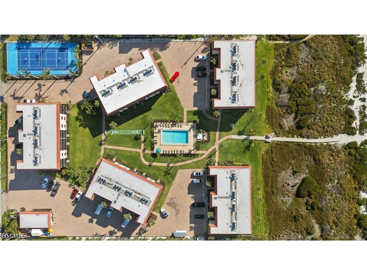 671 E Gulf Drive #2C2 Sanibel FL 33957 2026016820 image22