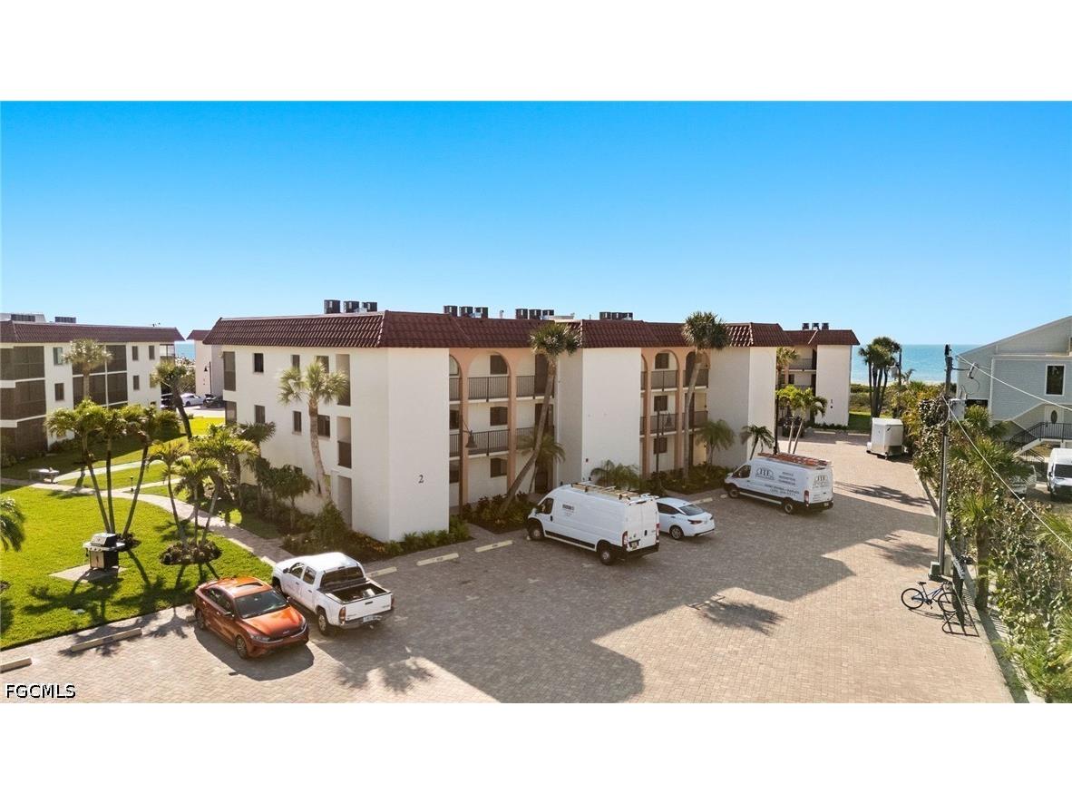 671 E Gulf Drive #2C2 Sanibel FL 33957 2026016820 image27