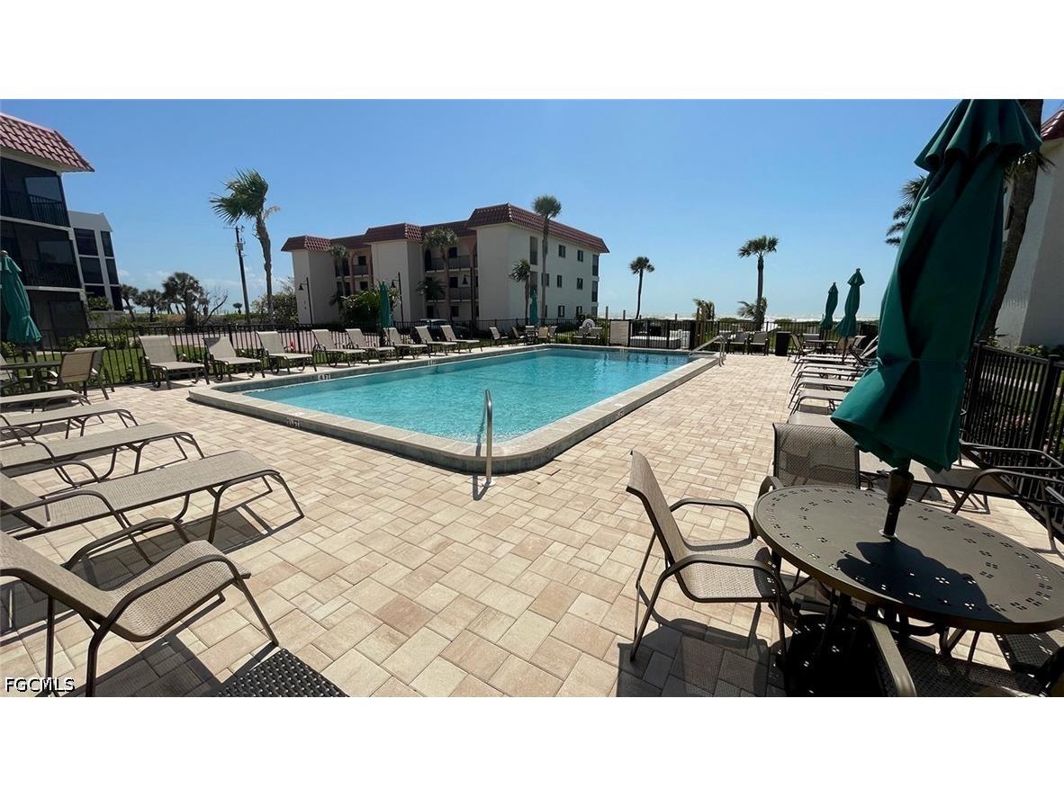 671 E Gulf Drive #2C2 Sanibel FL 33957 2026016820 image29