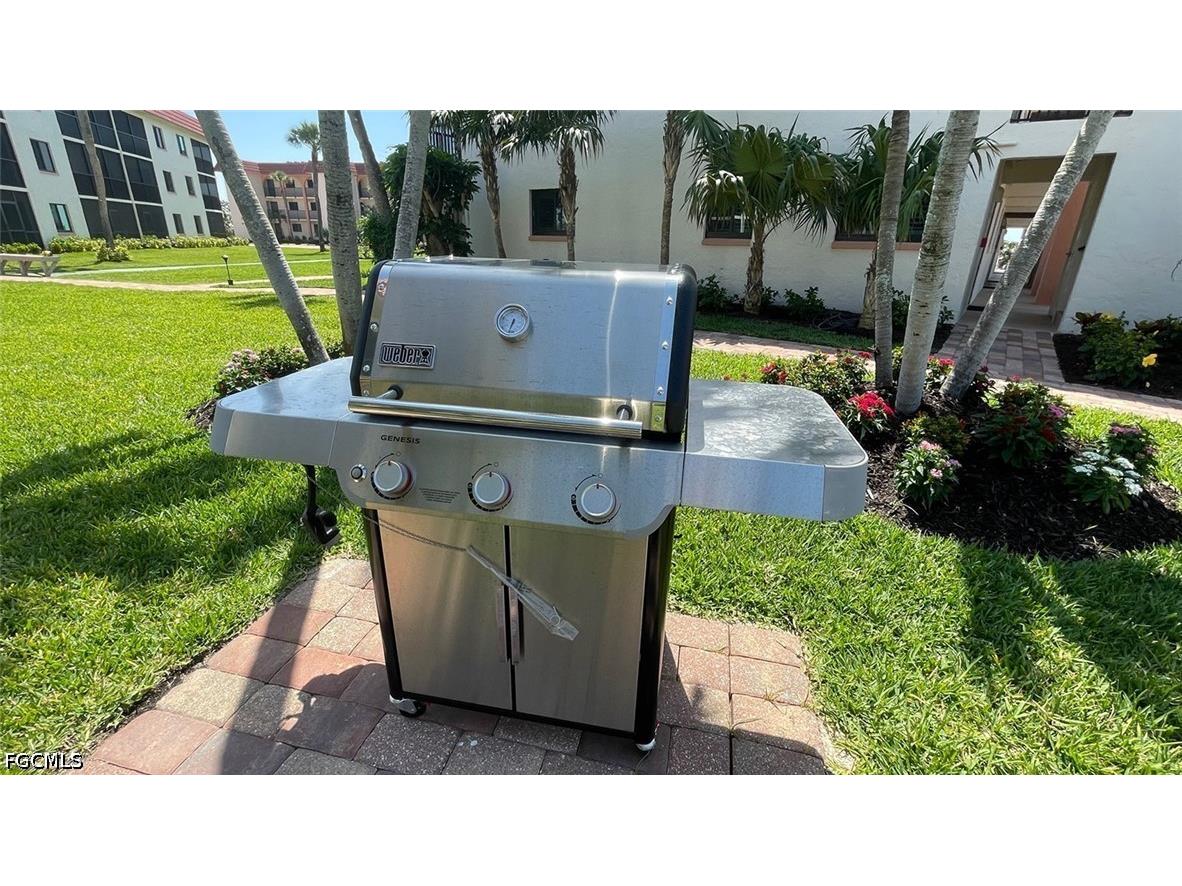 671 E Gulf Drive #2C2 Sanibel FL 33957 2026016820 image31