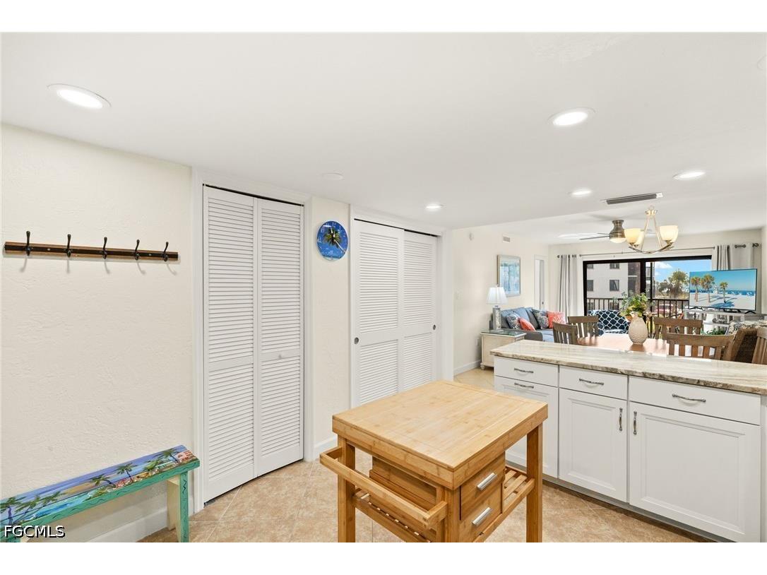 671 E Gulf Drive #2C2 Sanibel FL 33957 2026016820 image6