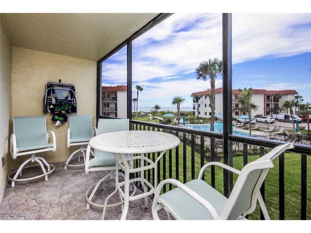 671 E Gulf Drive #4B2 Sanibel FL 33957 2026002218 image1