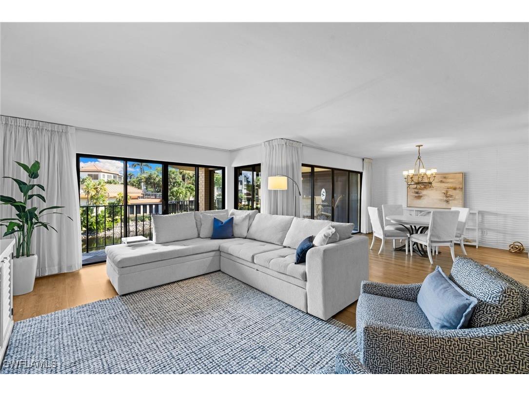 6710 Pelican Bay Boulevard #422 Naples FL 34108 225078069 image1