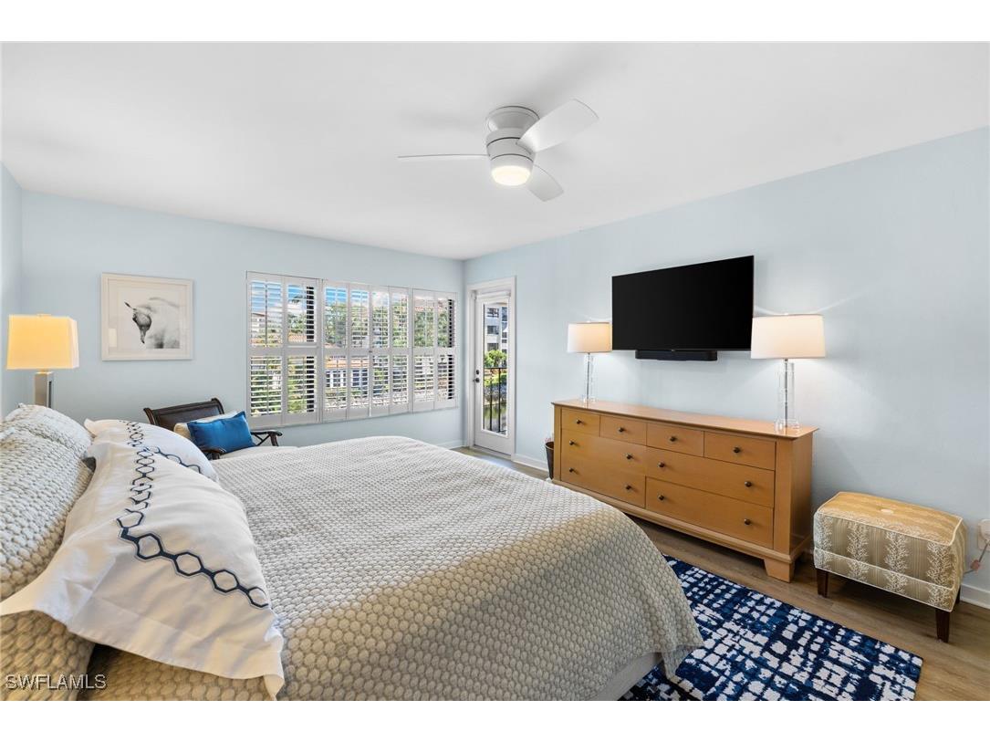 6710 Pelican Bay Boulevard #422 Naples FL 34108 225078069 image19