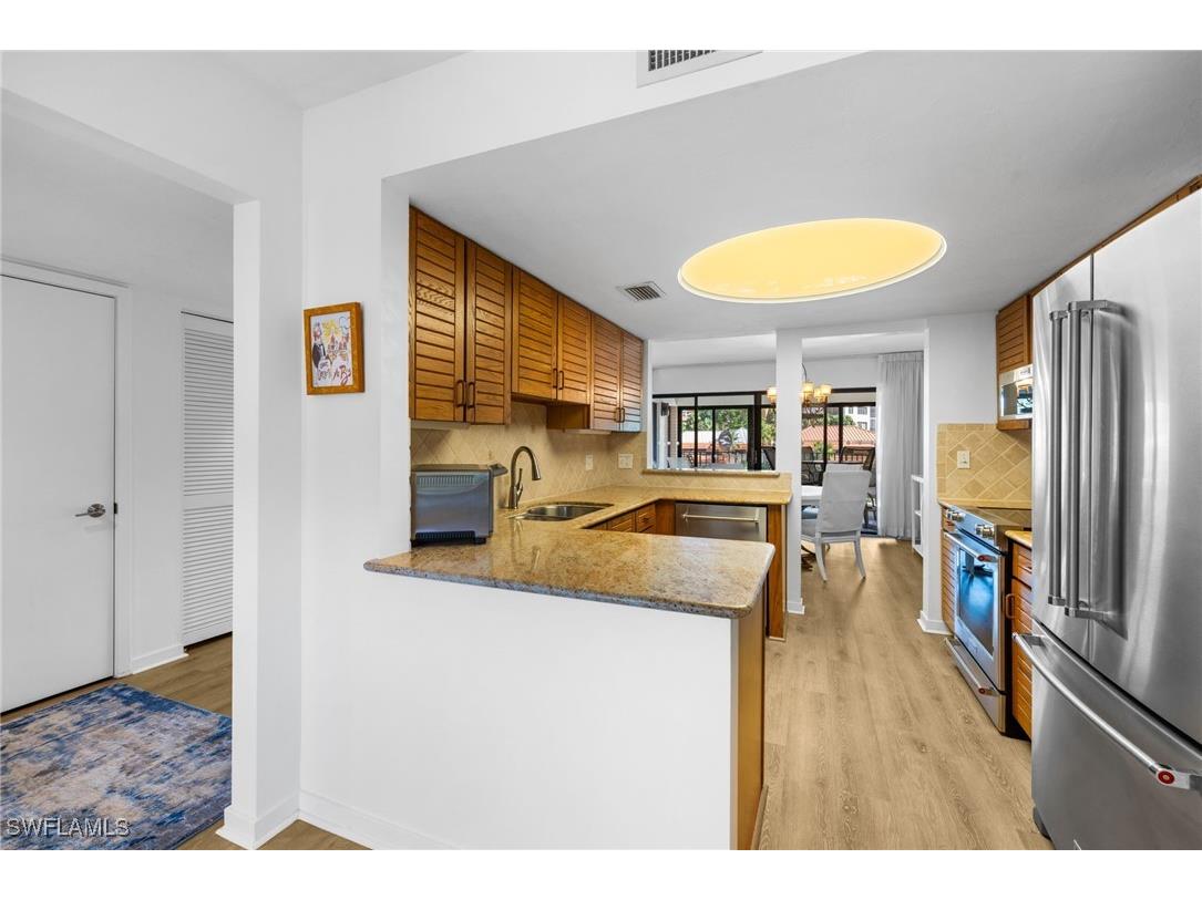 6710 Pelican Bay Boulevard #422 Naples FL 34108 225078069 image8