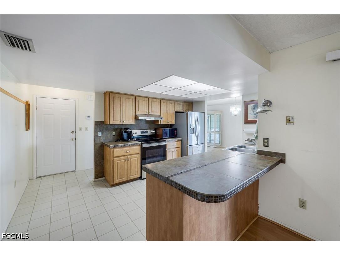 6711 Cadet Avenue Fort Myers FL 33905 2026024292 image19