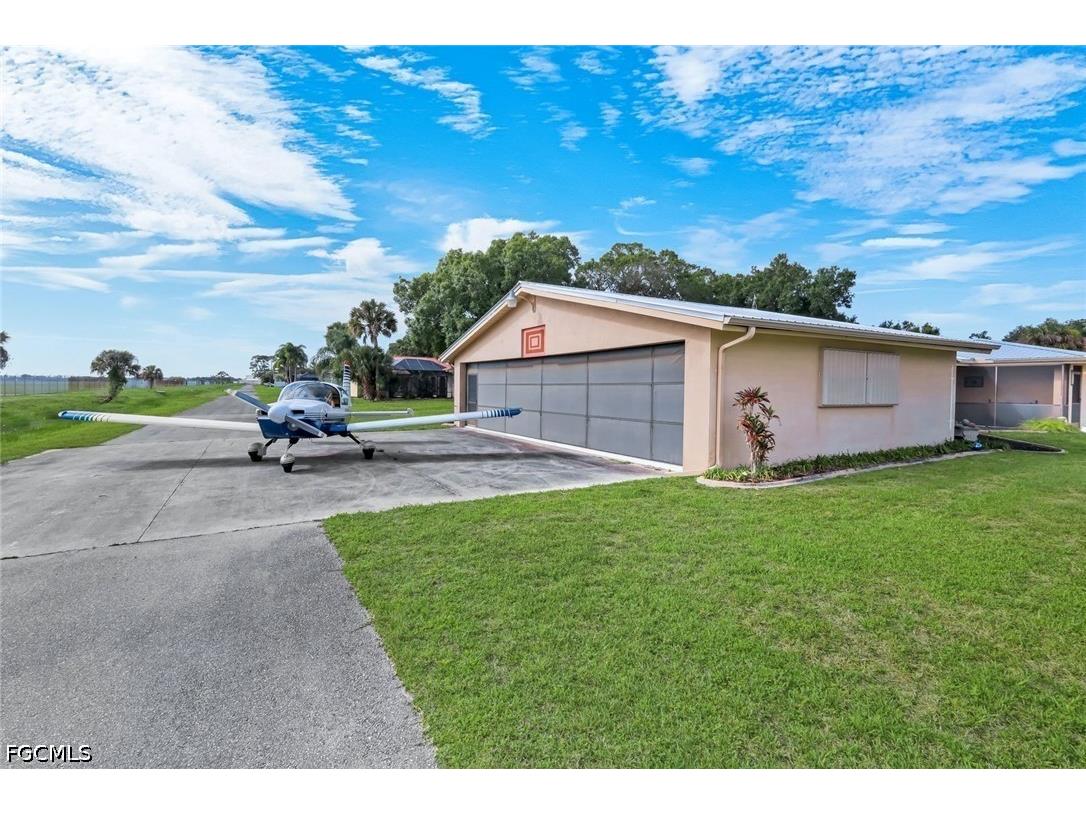 6711 Cadet Avenue Fort Myers FL 33905 2026024292 image2