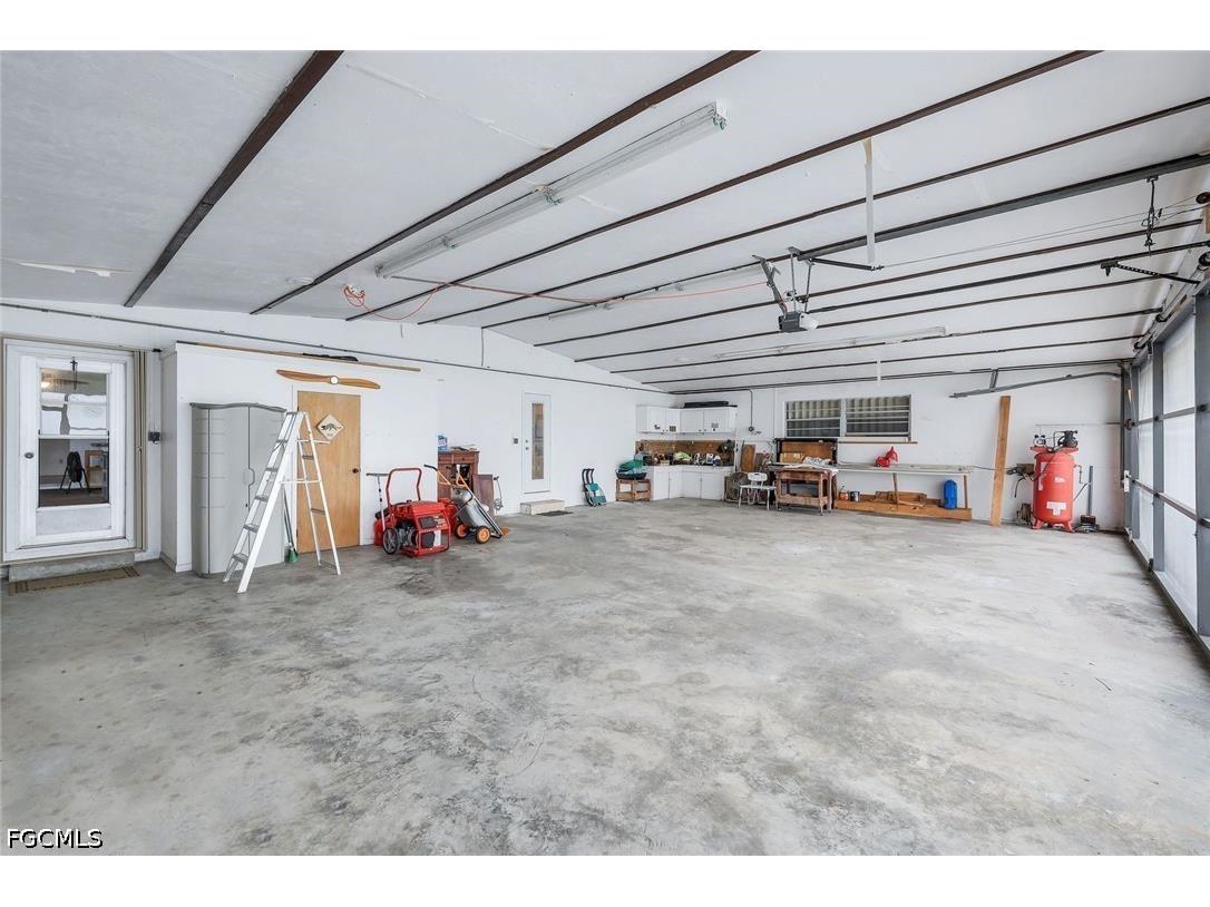 6711 Cadet Avenue Fort Myers FL 33905 2026024292 image38