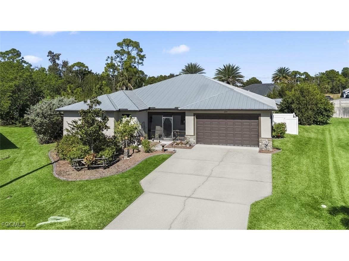 6711 Matt Pledger Court North Fort Myers FL 33917 2025019418 image1
