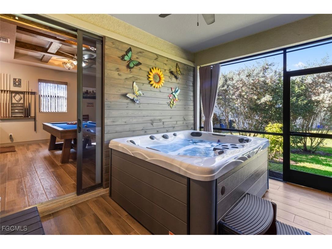 6711 Matt Pledger Court North Fort Myers FL 33917 2025019418 image2