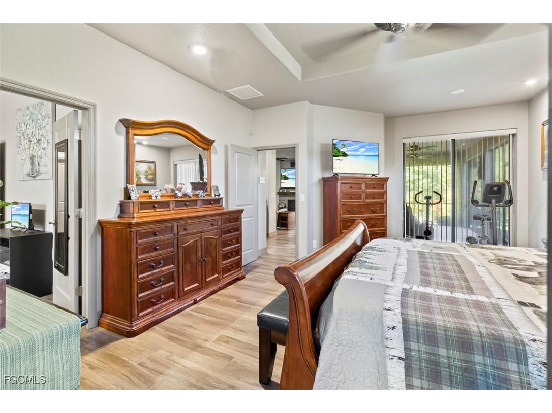 6711 Matt Pledger Court North Fort Myers FL 33917 2025019418 image23