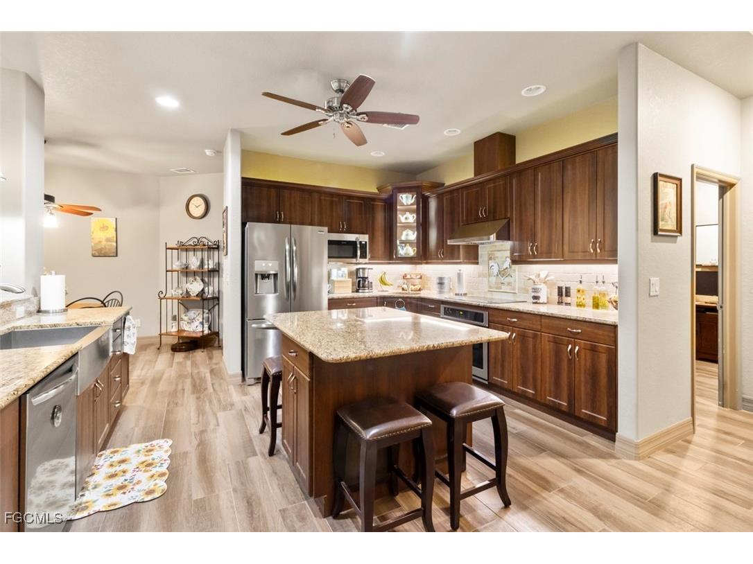 6711 Matt Pledger Court North Fort Myers FL 33917 2025019418 image4