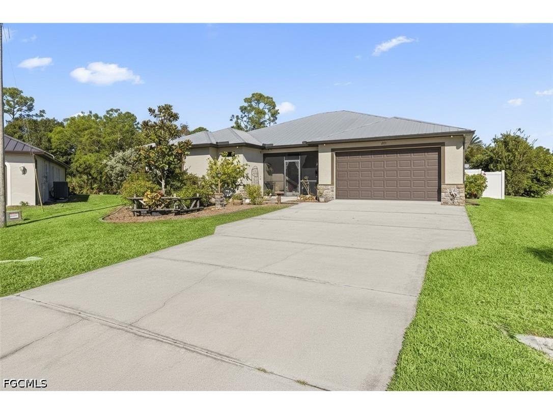 6711 Matt Pledger Court North Fort Myers FL 33917 2026020501 image44