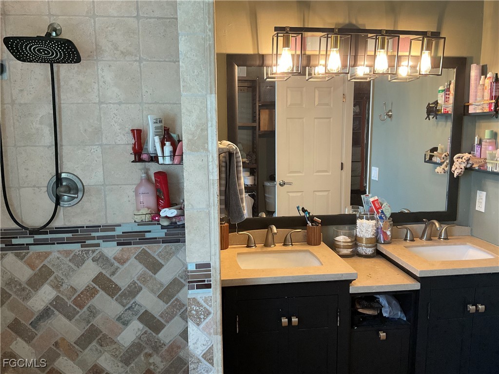 6715 Willow Lake Circle Fort Myers FL 33966 2025022393 image18