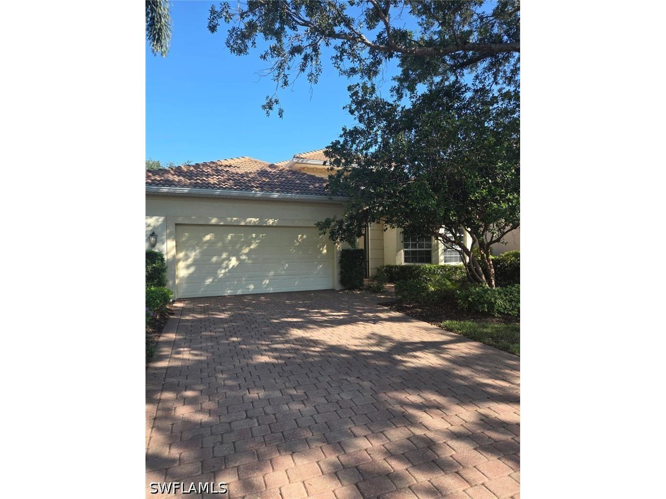 6719 Crowned Eagle Lane Naples FL 34113 226016406 image1