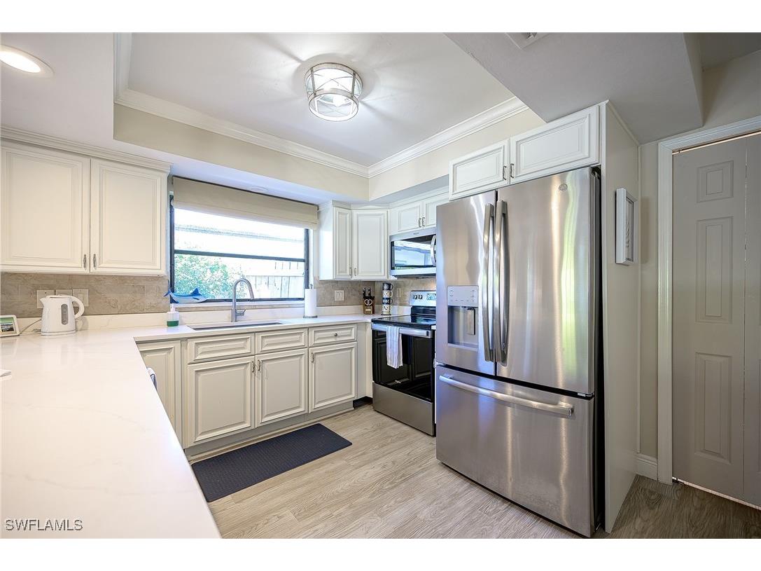 672 100th Avenue Naples FL 34108 225063681 image8