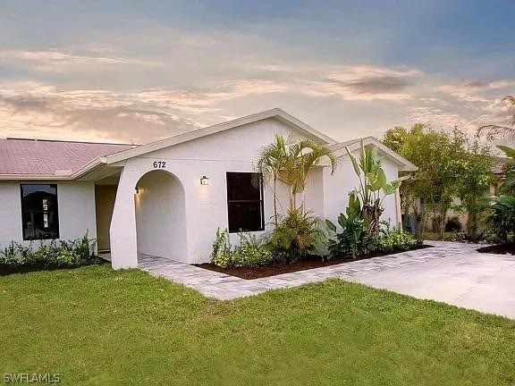 672 98th Avenue N Naples FL 34108 223004822 image1