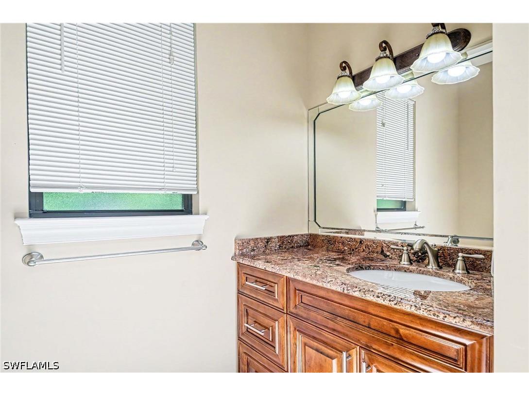 672 Fairway Terrace Naples FL 34103 226016367 image22