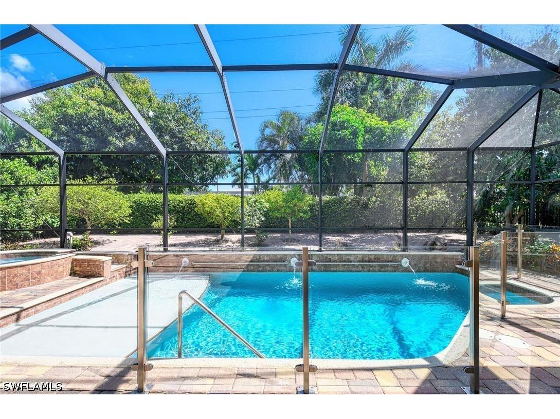 672 Fairway Terrace Naples FL 34103 226016367 image28