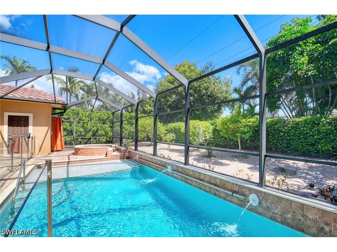 672 Fairway Terrace Naples FL 34103 226016367 image29