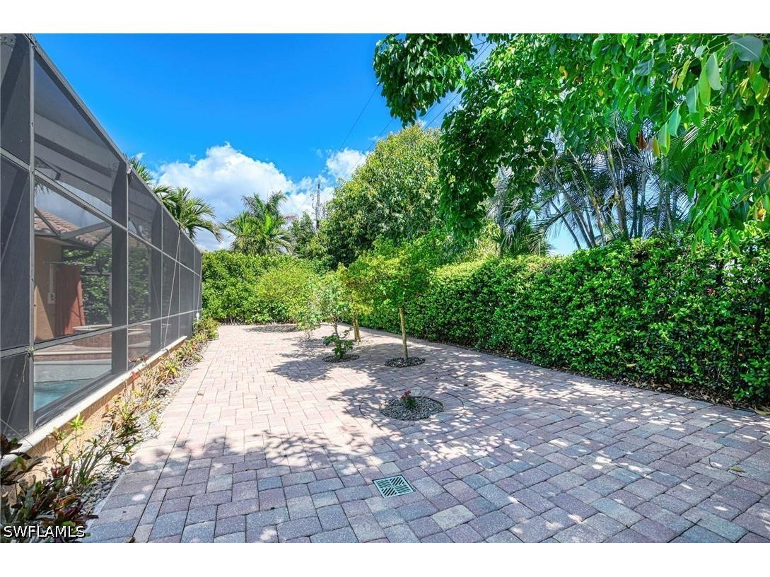 672 Fairway Terrace Naples FL 34103 226016367 image34