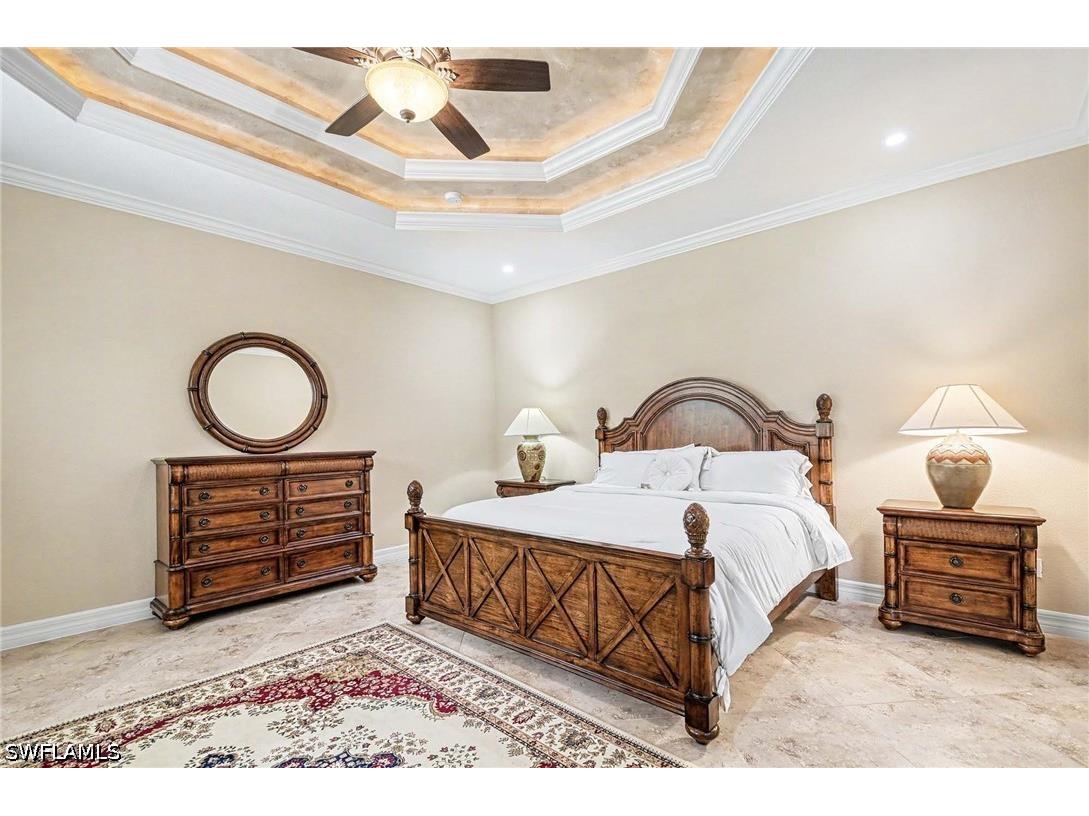 672 Fairway Terrace Naples FL 34103 226016367 image9
