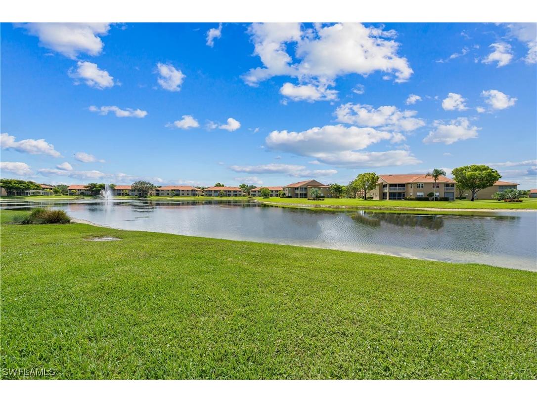 6720 Huntington Lakes Circle #101 Naples FL 34119 223047754 image1