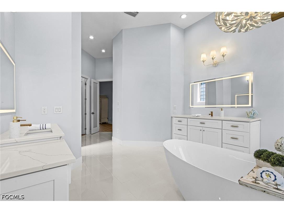 6720 Mossy Glen Drive Fort Myers FL 33908 2026014373 image43