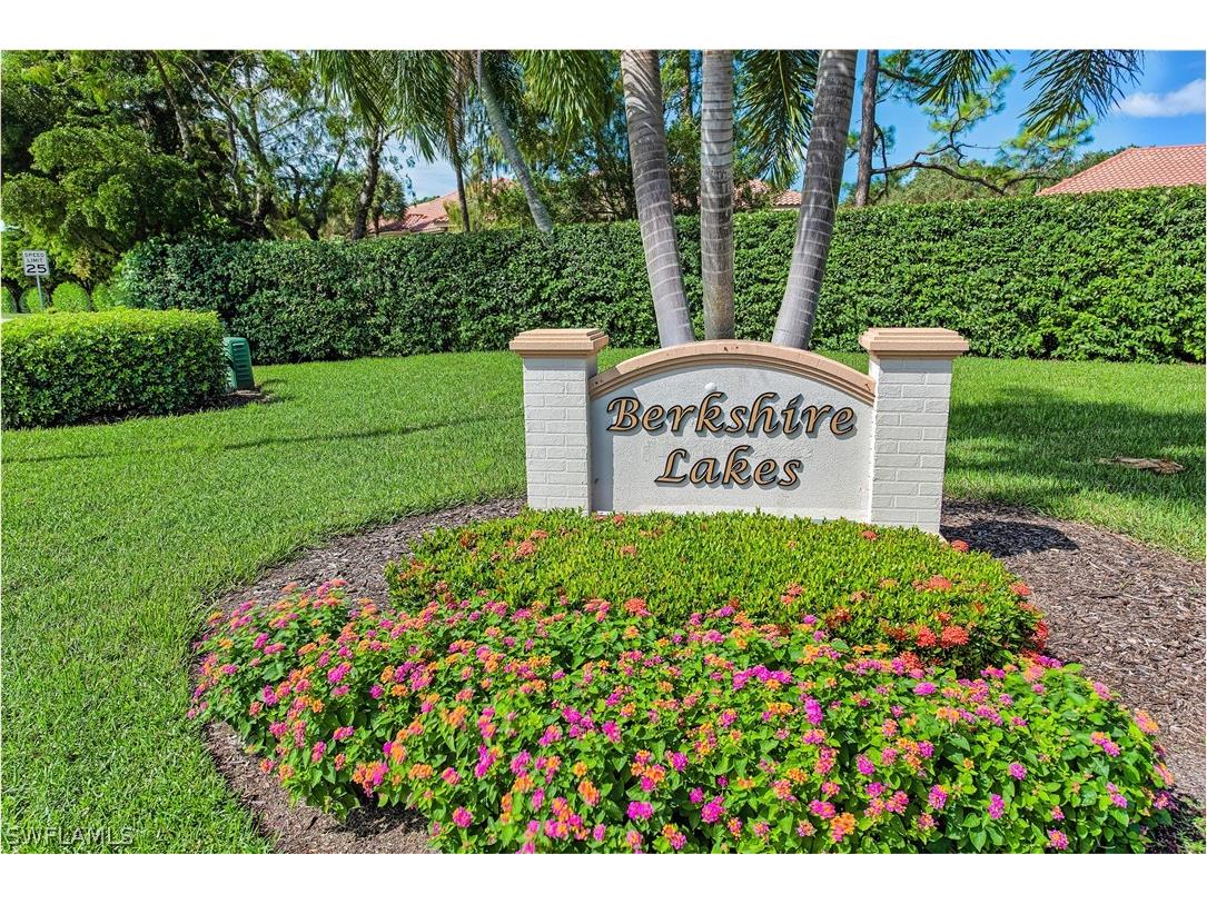6721 Sloane Place Naples FL 34104 226012152 image2
