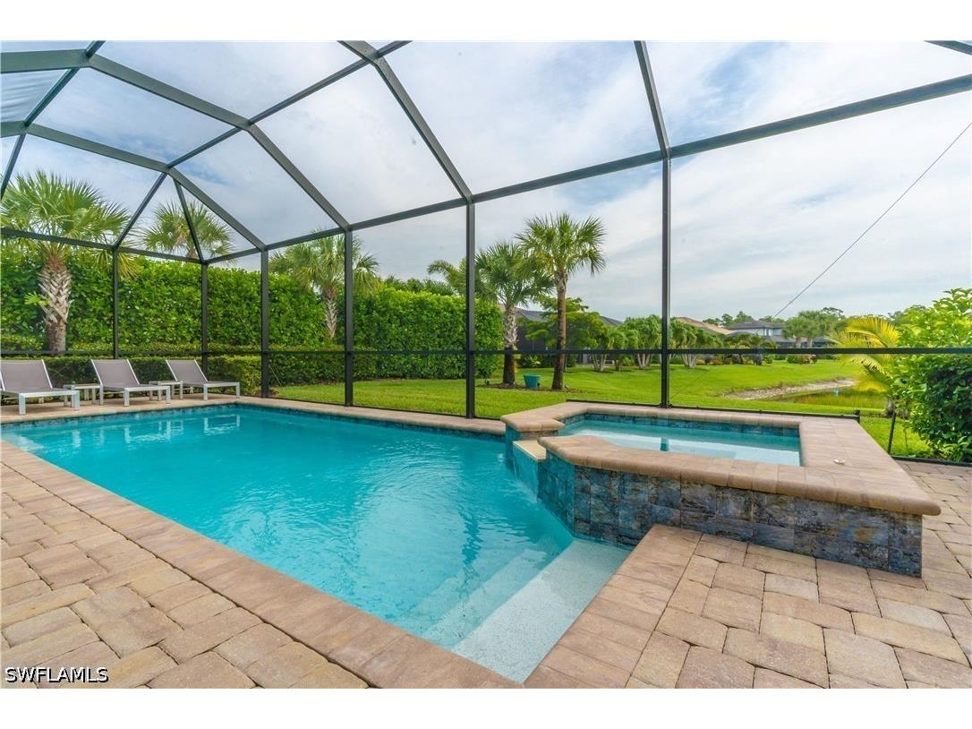 6727 Pennyroyal Drive Naples FL 34114 226022635 image16