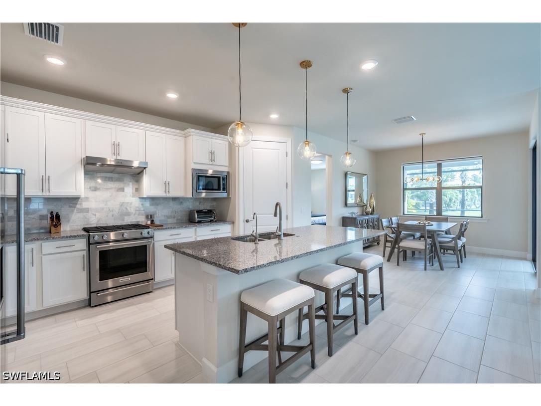 6727 Pennyroyal Drive Naples FL 34114 226022635 image4