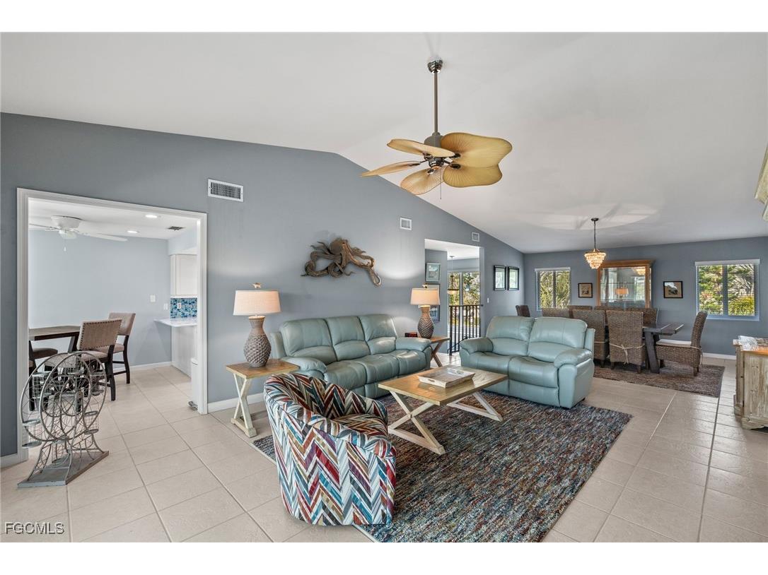 673 E Rocks Drive Sanibel FL 33957 2025017444 image11