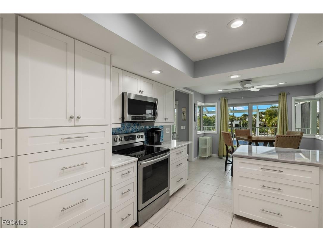 673 E Rocks Drive Sanibel FL 33957 2025017444 image15