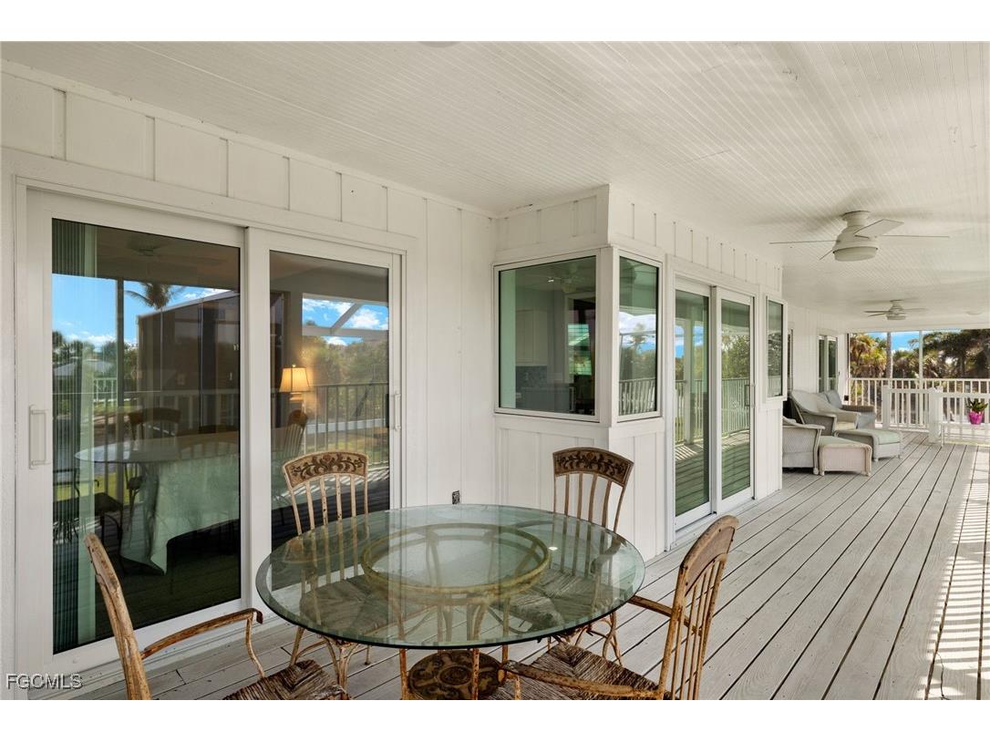 673 E Rocks Drive Sanibel FL 33957 2025017444 image28