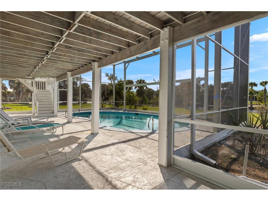 673 E Rocks Drive Sanibel FL 33957 2025017444 image30